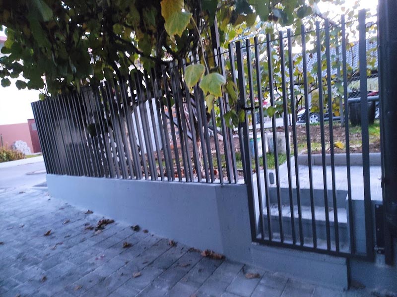 Zunanje dvoriščne ograje